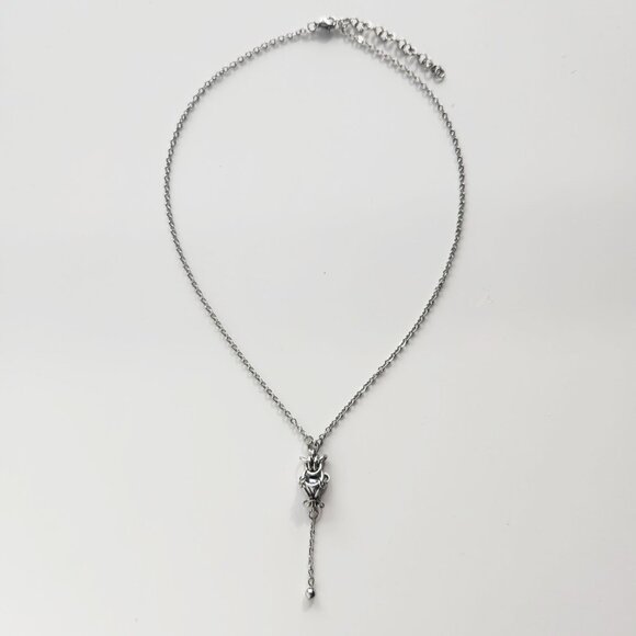 Gothic hematite pearl and silver rosary necklace with a small silver chain - Picture 5 of 8